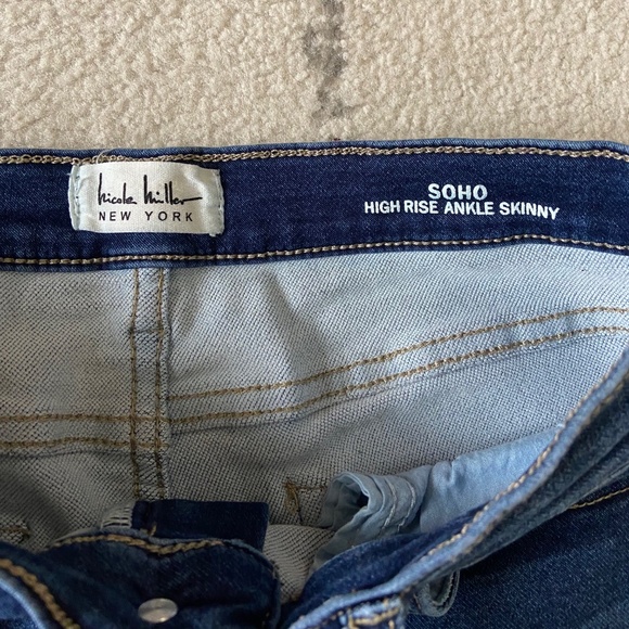 Soho High Rise Ankle Skinny Jeans- Nicole Miller - Picture 3 of 5